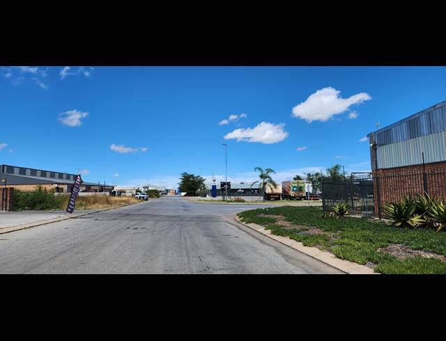 1,819M² VACANT LAND FOR SALE IN MAGNA VIA INDUSTRIAL
